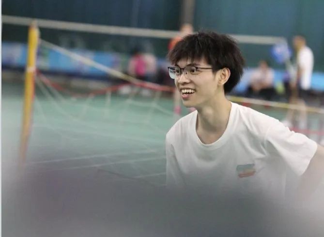 誰“羽”爭鋒 | 上藥桑尼克2023年度羽毛球競賽精彩回顧(圖8)